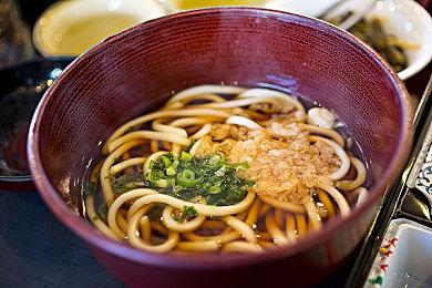 《DOTA2》梦幻联赛S20 GG 3:2 BB夺冠